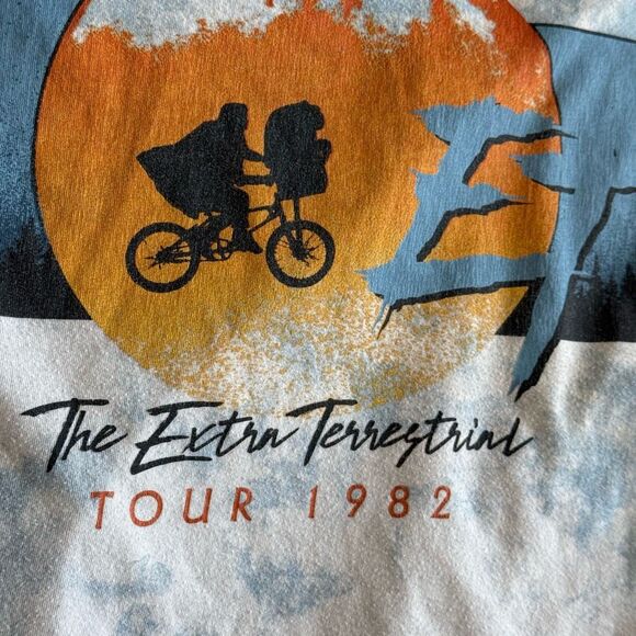 E.T. The Extra-Terrestrial Tour 1982 Graphic Tee | Tie Dye | Retro Movie Shirt - Picture 9 of 11